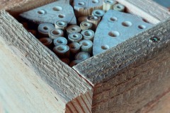 Fertiges Insektenhotel
